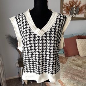 Houndstooth Sweater Vest